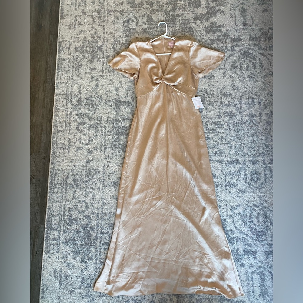 Show me your Mumu Roman twist champagne